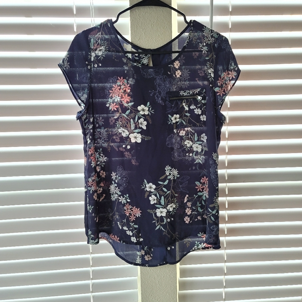 Maurices blue floral blouse